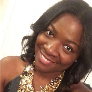 Meet your Posher, Candice