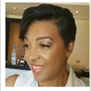 Meet your Posher, Brenda