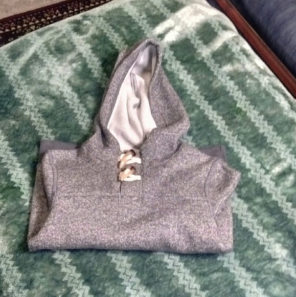 OshKosh B'gosh Other - OshKosh Sweater with a Hood. Size 3T