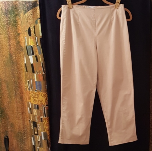 & TROUSERS Capri Pants, Beige,  Size 6 - Picture 3 of 5