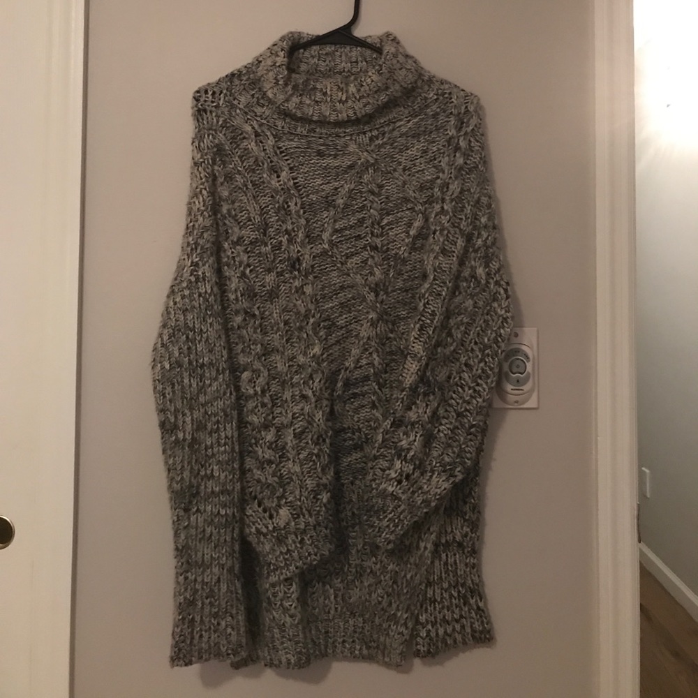 ThreadSence turtleneck