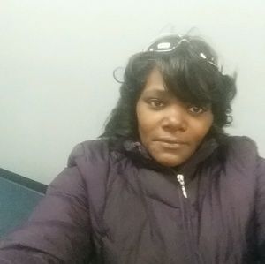 Meet your Posher, Tosha