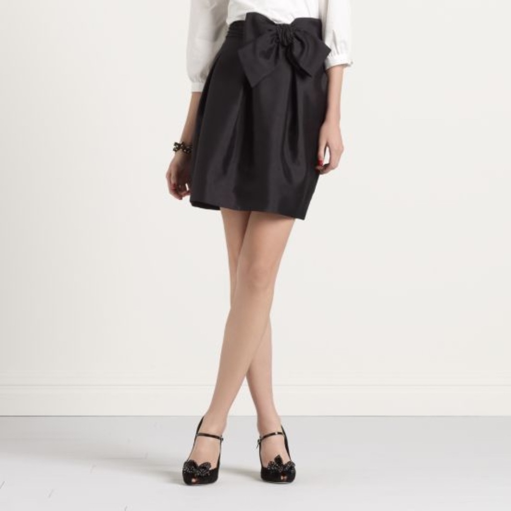 KATE SPADE SILK SKIRT. NWOT