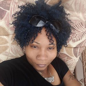 Meet your Posher, Drena