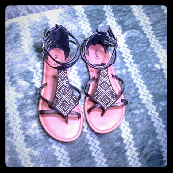 Mudd Other - Mudd Sandals. Size 3