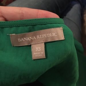 Banana Republic Tops - Banana Republic Green Sleeveless Top Banana Republic Tops - Banana Republic Green Sleeveless Top