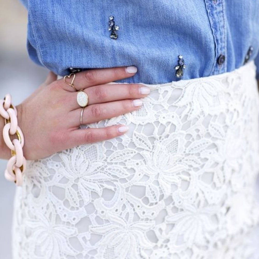 NWT Ann Taylor LOFT women's lace/crochet skip