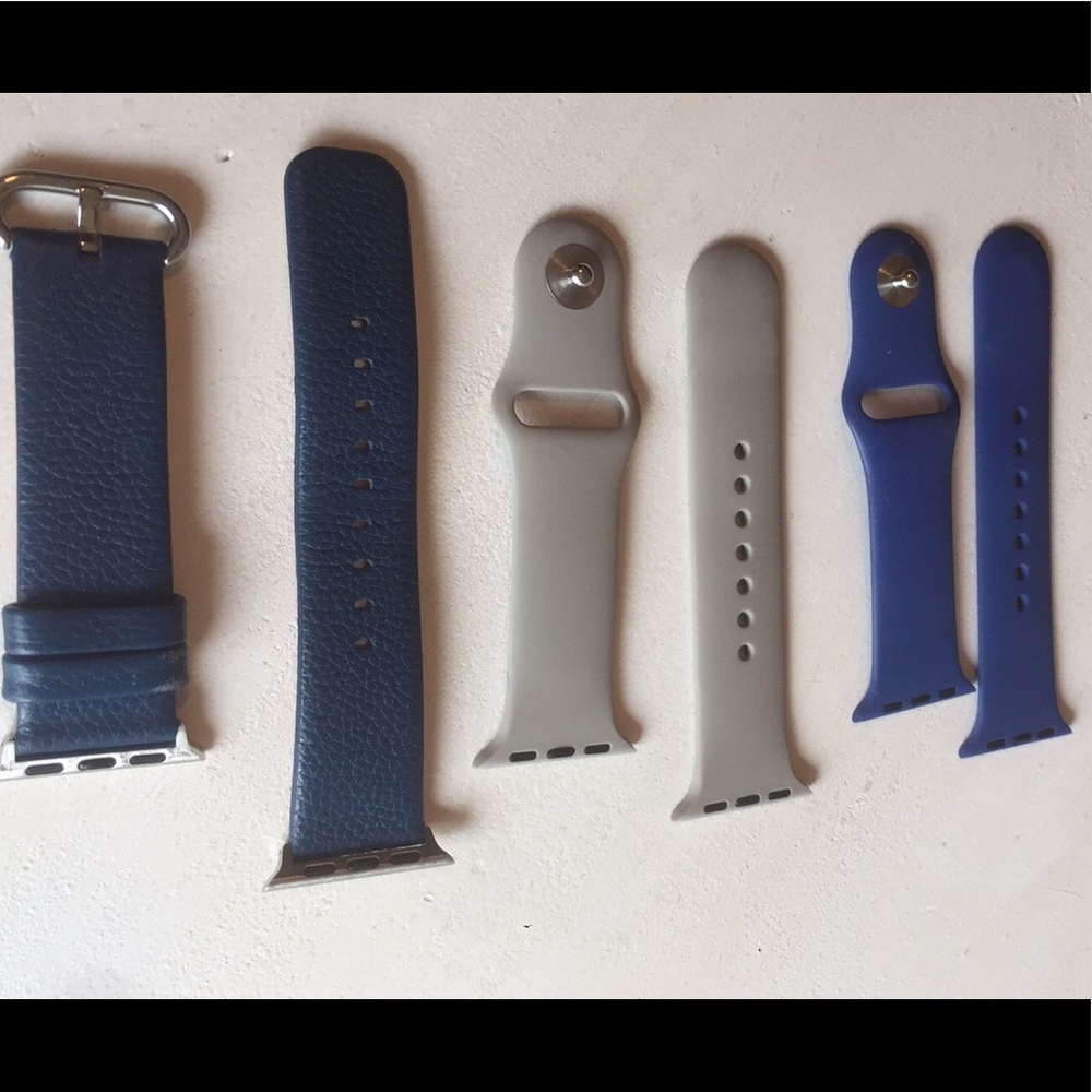 3 Apple Watch 38mm bands. Size small/medium. 💙