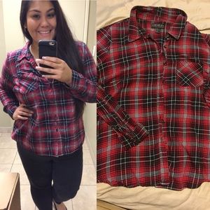 F21+ Red, Black, & White Plaid Long Sleeve Shirt
