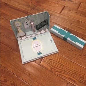 TOO FACED HOLIDAY LA PETITE MAISON