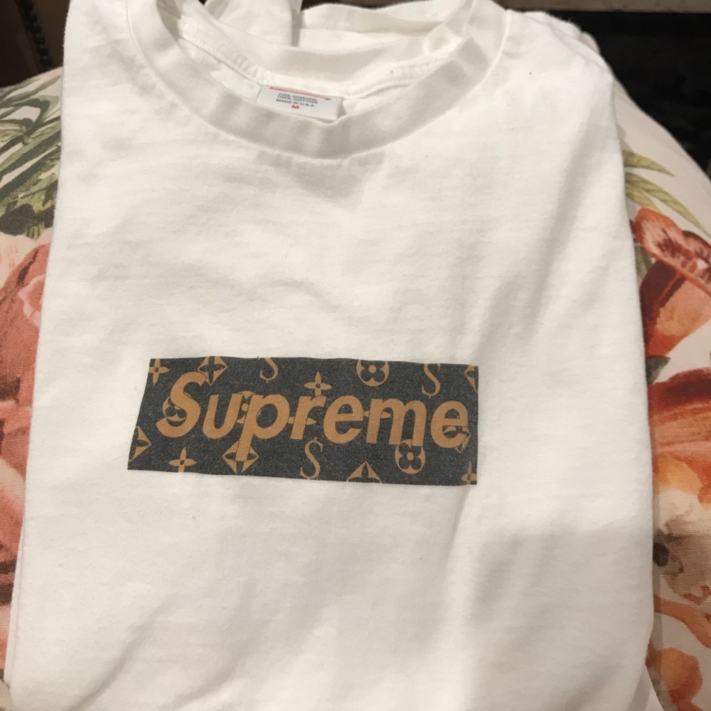 Supreme shirt