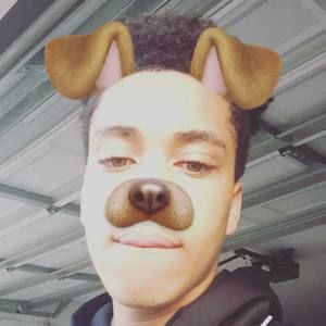 Meet your Posher, Ashton