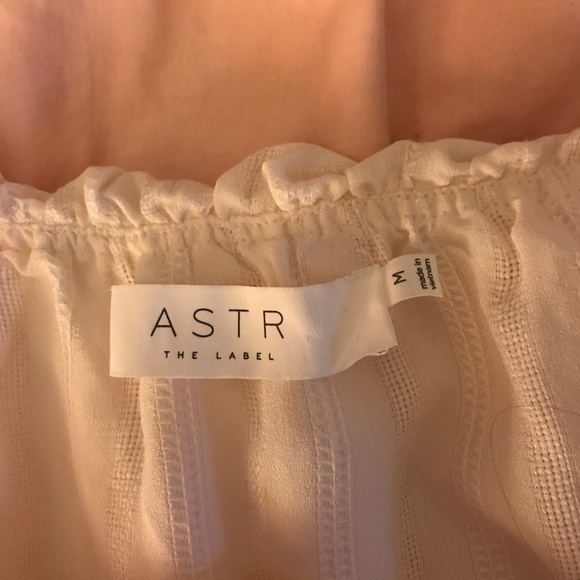 Cream off the shoulder dress - Picture 3 of 4