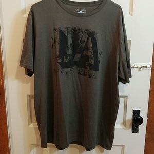 UA heat gear graphic tee