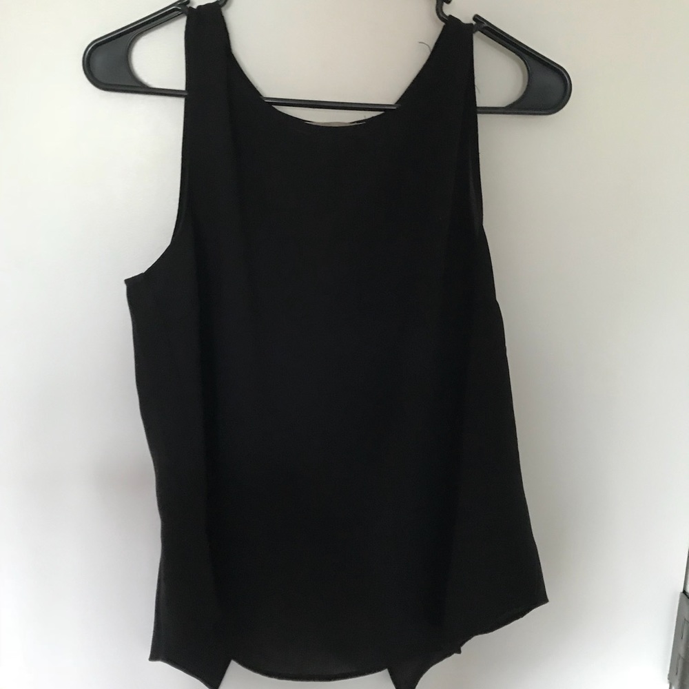 Forever 21 black slit in the back tank