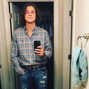 Meet your Posher, Austin