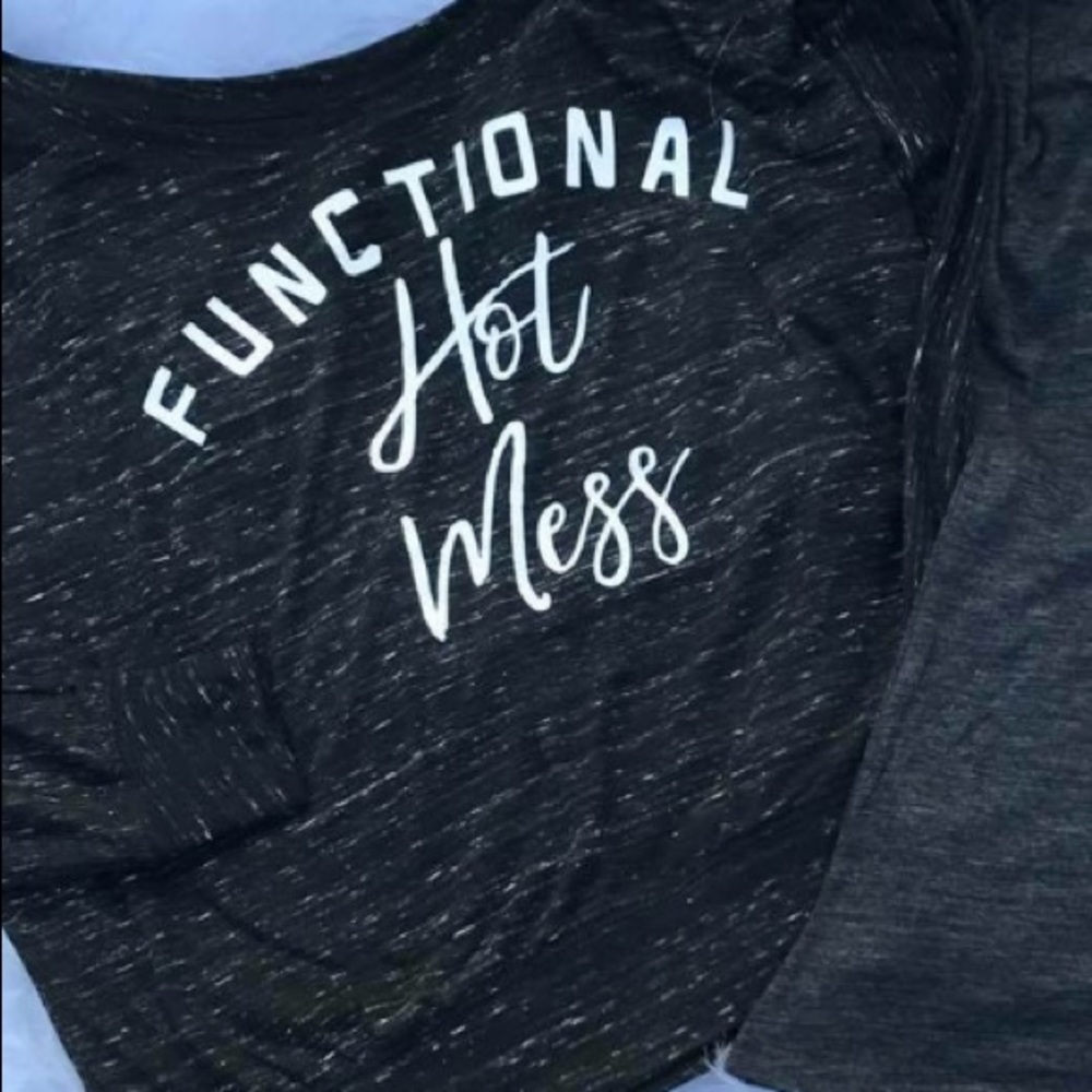 Last 1! SMALL Functional Hot Mess Slouchy Tee - Picture 2 of 5