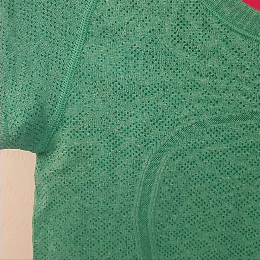 Lululemon Swiftly Short Sleeve Shirt