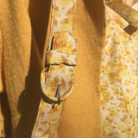 Vintage Yellow Floral Silk Dress and Sweater Set - Picture 7 of 8