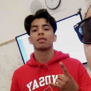 Meet your Posher, Eduardo