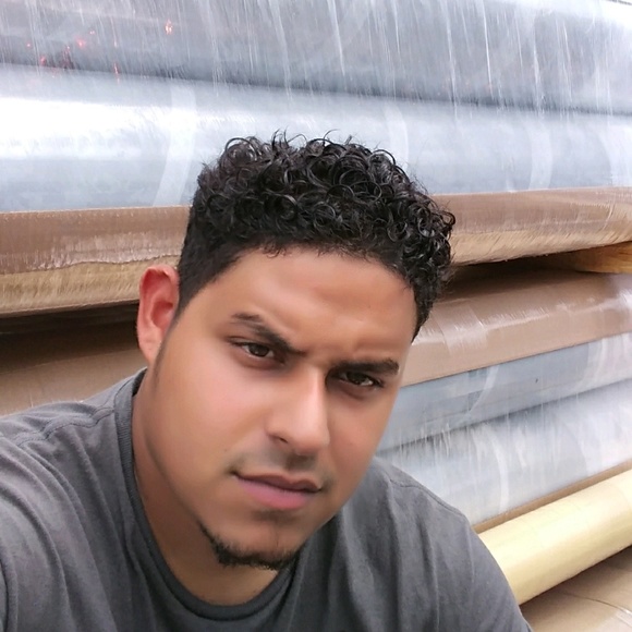 Meet your Posher, Juan - Picture 1 of 1