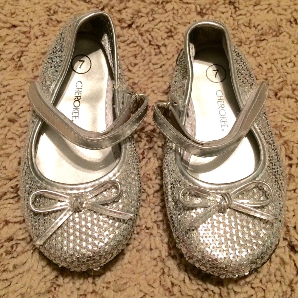 Girls toddler flats. Brand- Cherokee. Size 7