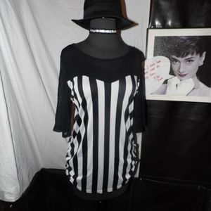 Free Kisses Sweetheart Carved 3/4 Sleeve Shirt 2X Free Kisses Sweetheart Carved 3/4 Sleeve Shirt 2X