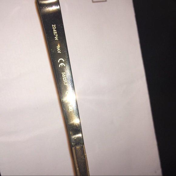 Louis Vuitton auth PETIT SOUPÇON CAT EYE
Z0487W - Picture 5 of 7