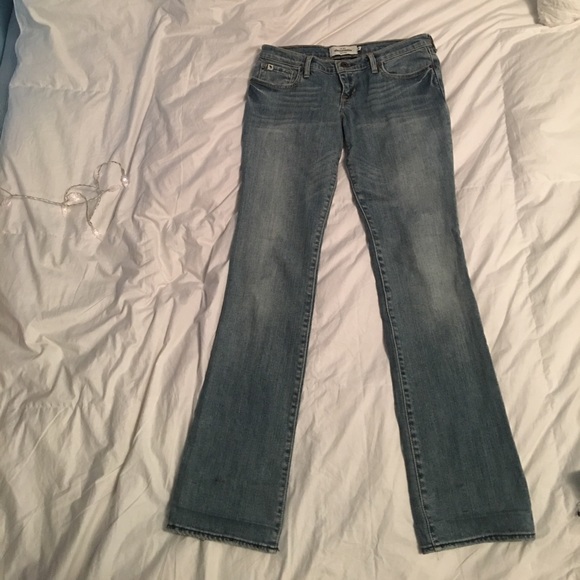Abercrombie Junior girls size 16 Denim jeans. - Picture 1 of 6