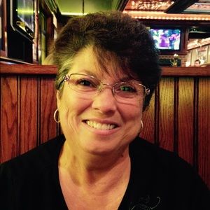 Meet your Posher, Tina