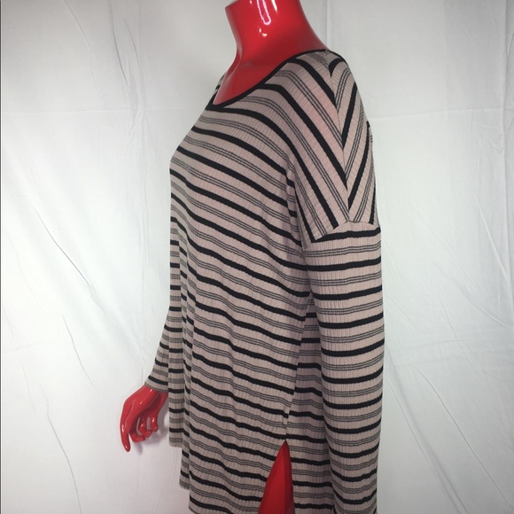 🔻2 for $10🔻 Nordstrom · Lush boxy keyhole back - Picture 5 of 8