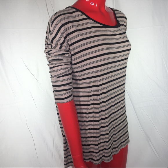 🔻2 for $10🔻 Nordstrom · Lush boxy keyhole back - Picture 2 of 8