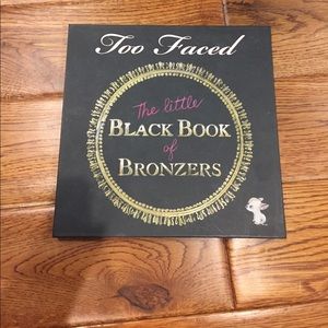 TOO FACED BRONZER WARDROBE PALETTE