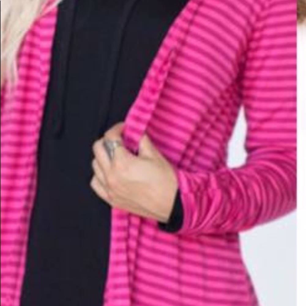Agnes and Dora Cardigan