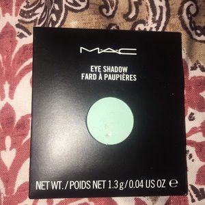 MAC cosmetics Aqua eyeshadow pan