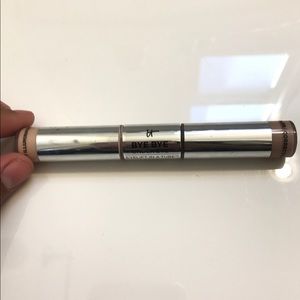 It Cosmetics Concealer Eyelift in a Tube