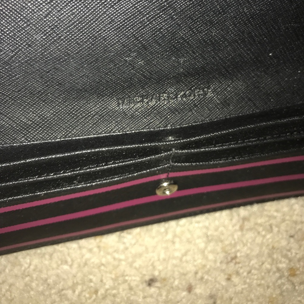 Michael Kors Wallet - Picture 2 of 2