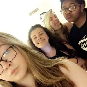 Meet your Posher, Mallory