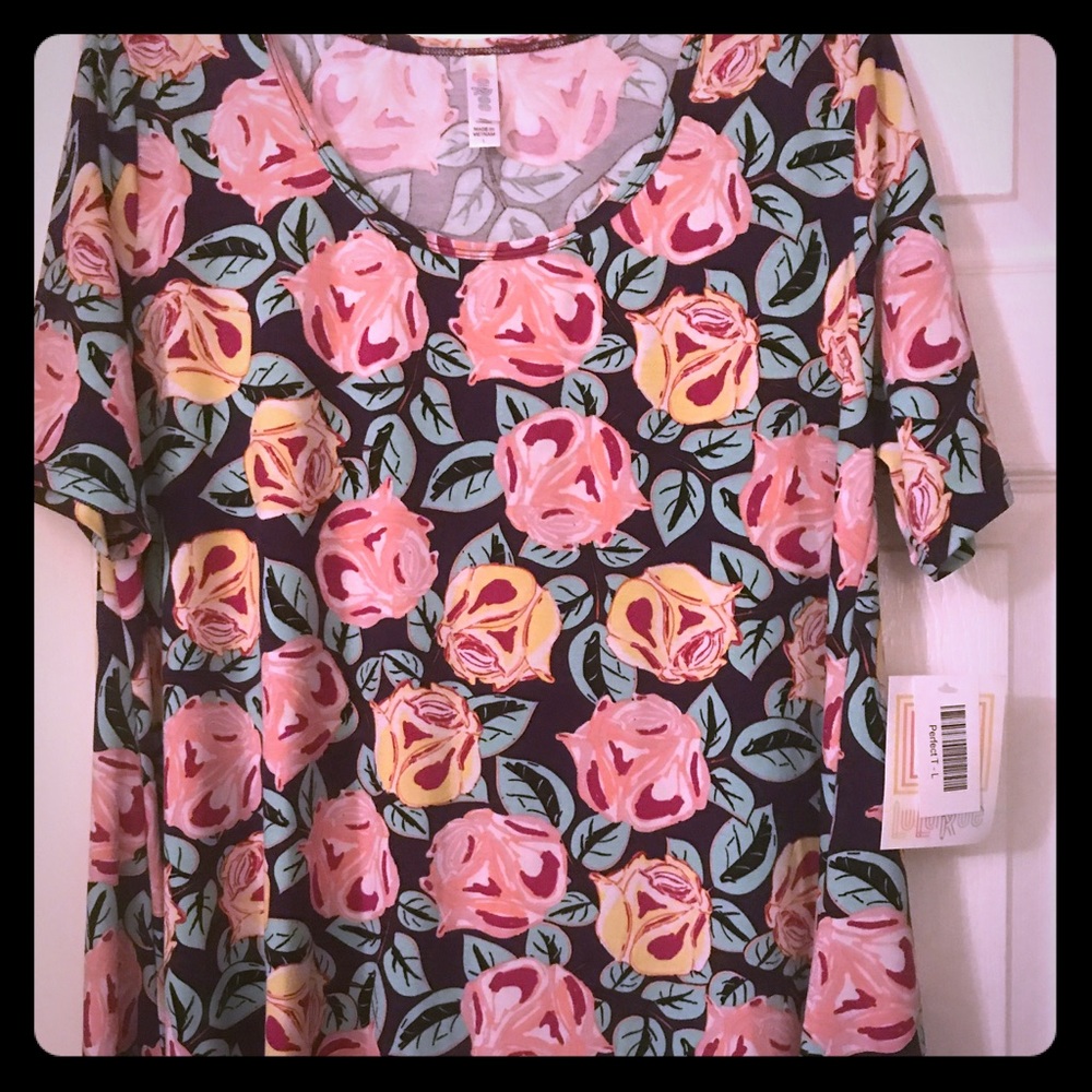 Lularoe Perfect T, Dark Purple with Roses 🌹 Large