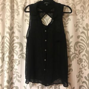 Forever 21 Black Sleeveless Button up Forever 21 Black Sleeveless Button up