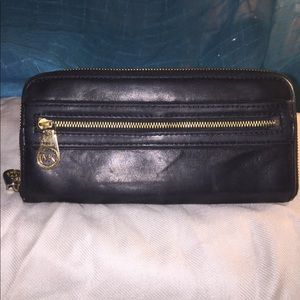 MICHAEL KORS AUTHENTIC Wallet, Black Leather. MICHAEL KORS AUTHENTIC Wallet, Black Leather.