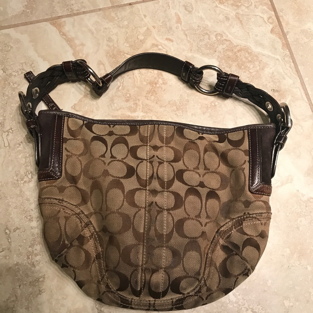 💯authentic 👛👜 - Picture 2 of 5