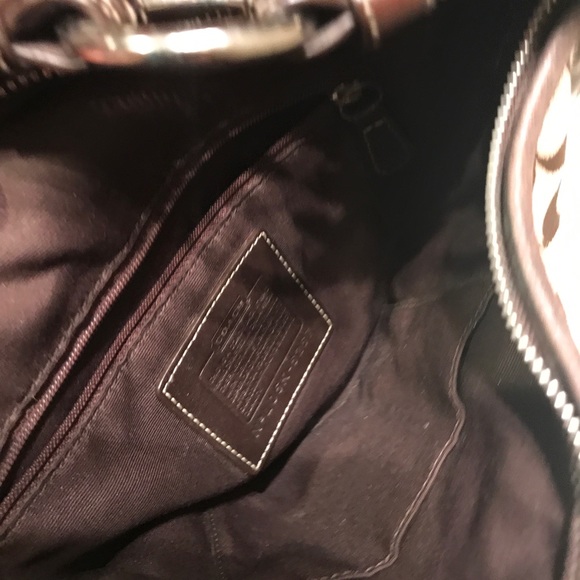 💯authentic 👛👜 - Picture 3 of 5