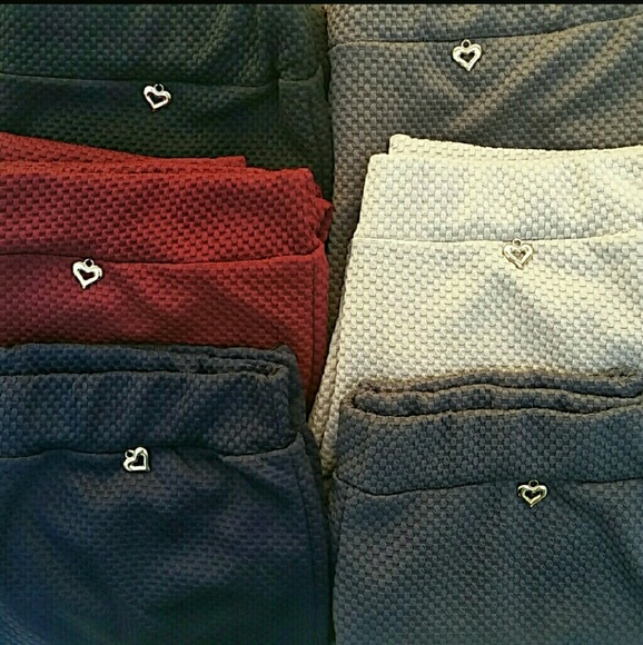 🌸SALE ENDS SUN🌸 NEW Taupe Italian Made Rich Textured Leggings S-XL - Picture 4 of 6