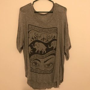 Brandy Melville elephant tee