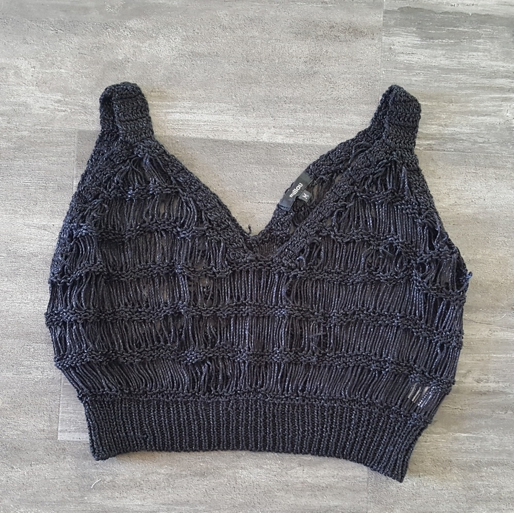 Black Net Detailed Millau Crop