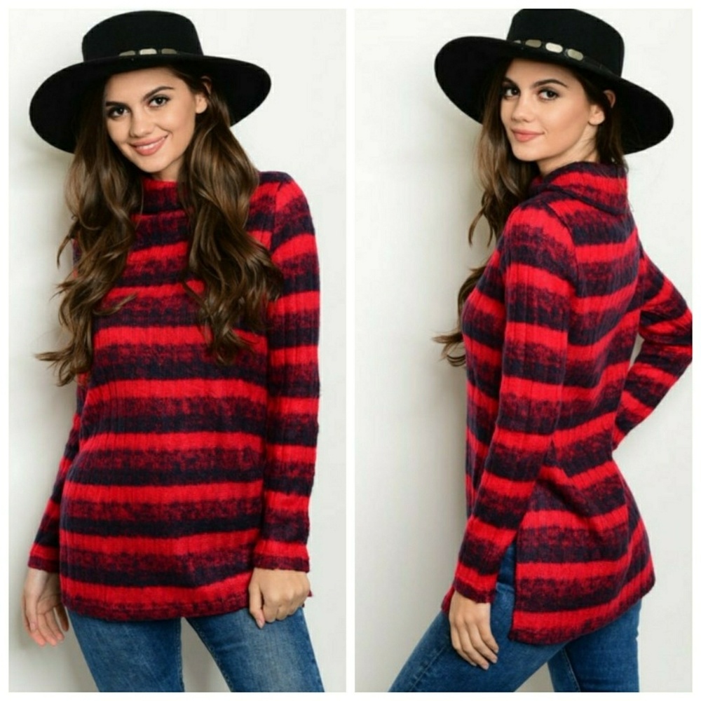 🌟Super Chic Red/Navy Striped Fuzzy Sweater