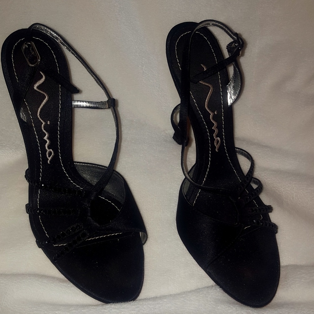 NINA DESIGN Heels... NWOT 😘