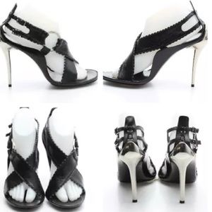 Absolutely fabulous Fendi heels Absolutely fabulous Fendi heels