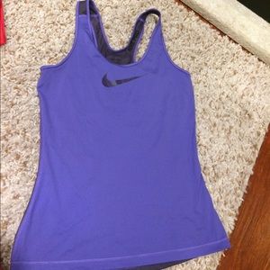 Nike Dri fit size M NWOT Nike Dri fit size M NWOT